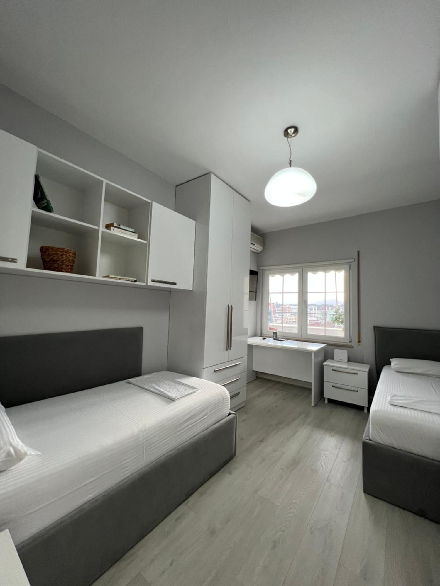 Tirana Gallery Apartment - City Center View Extérieur photo