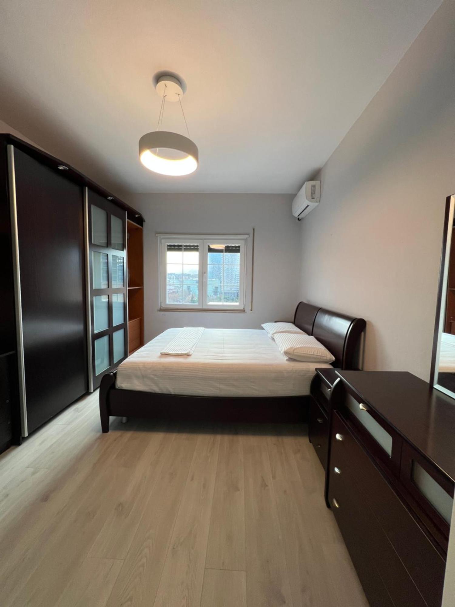 Tirana Gallery Apartment - City Center View Extérieur photo